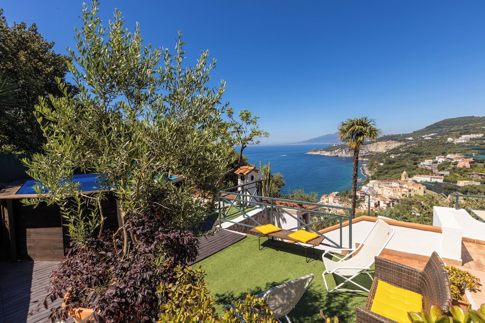 Villa Panorama With Private Pool & View