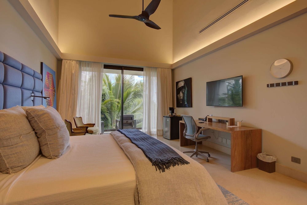 Clifftop Icon of Caribbean Luxury