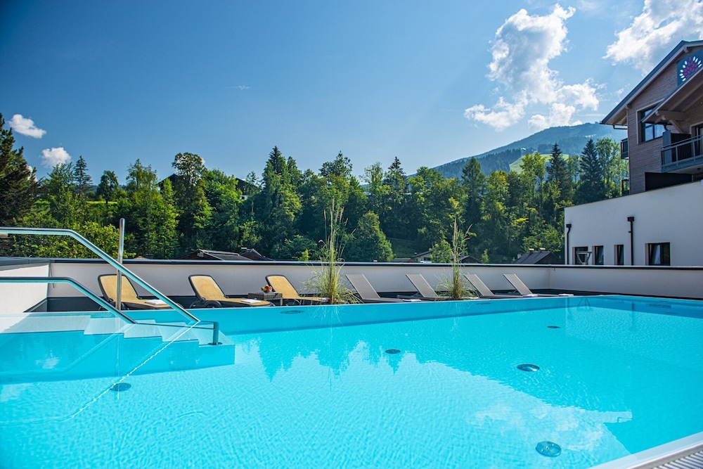 Apartment in Salzburg With Sunny Terrace