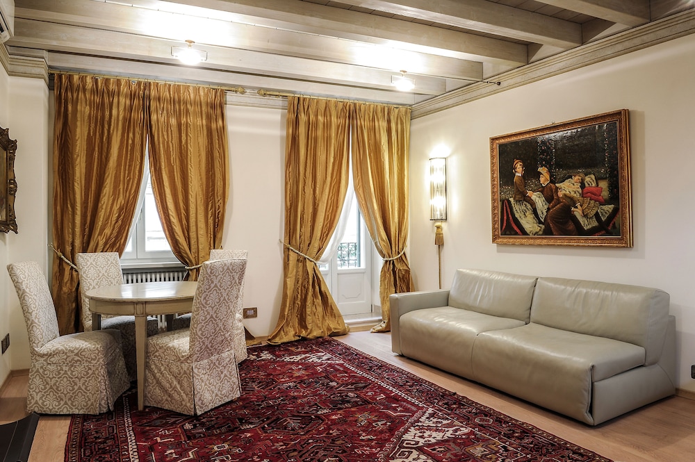 La Corte di Giulietta Exclusive Suites