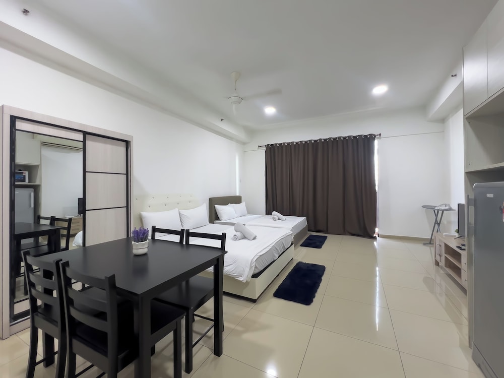 I City Luxury Condo Shah Alam Smarthome