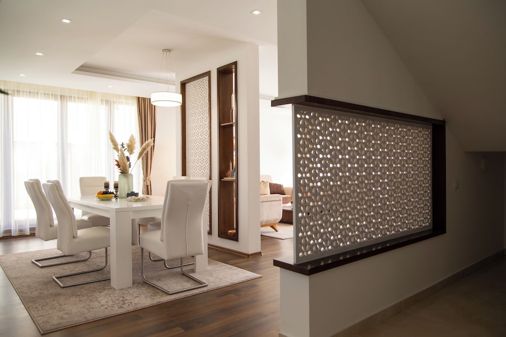 Malak Resort