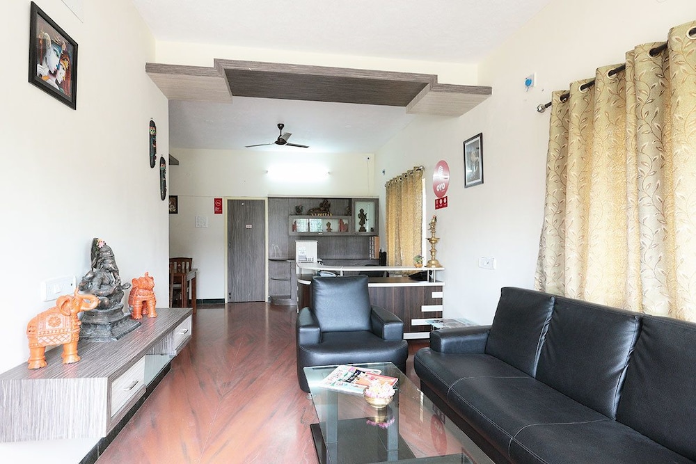 Home Stayz - Service Apartment
