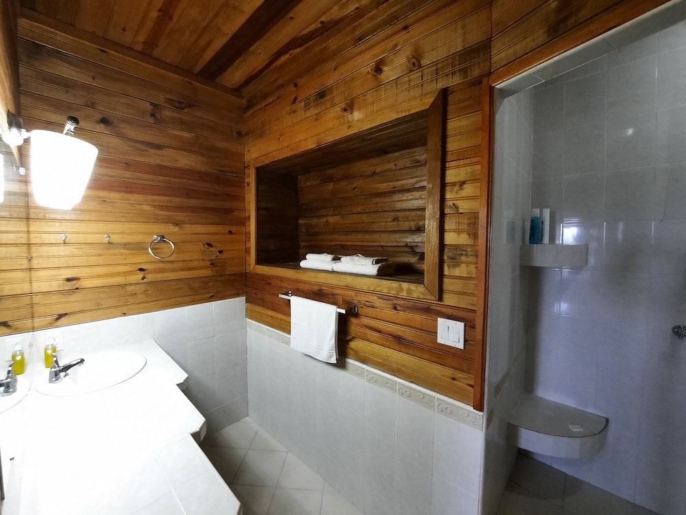 Guava Grove Resort & Villas