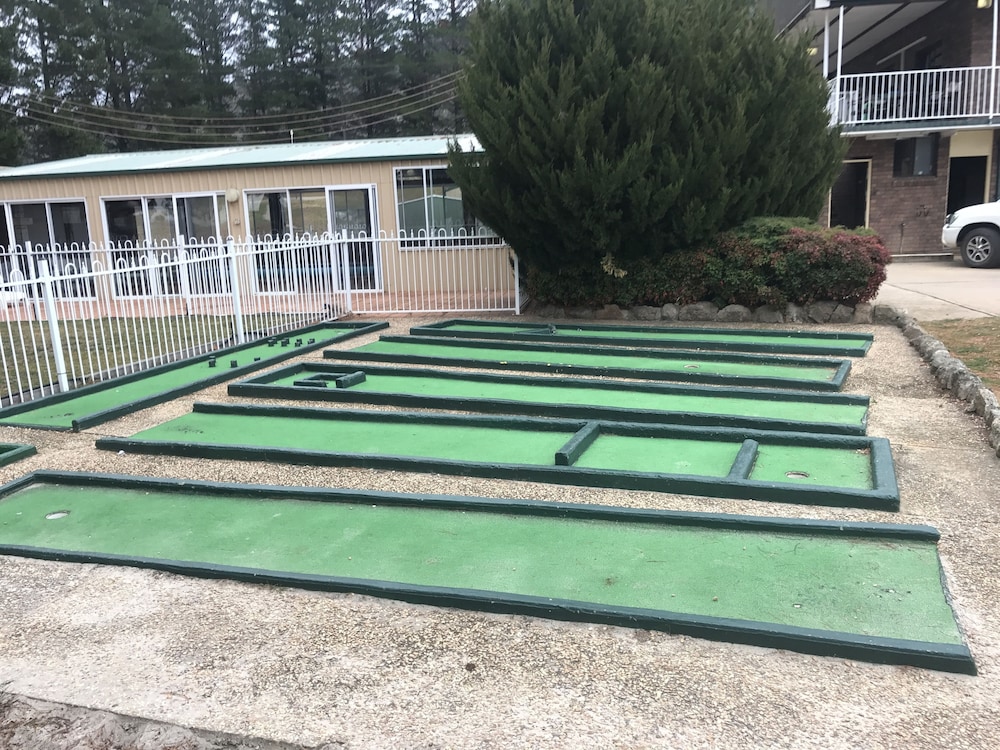 Cooba Holiday Motel