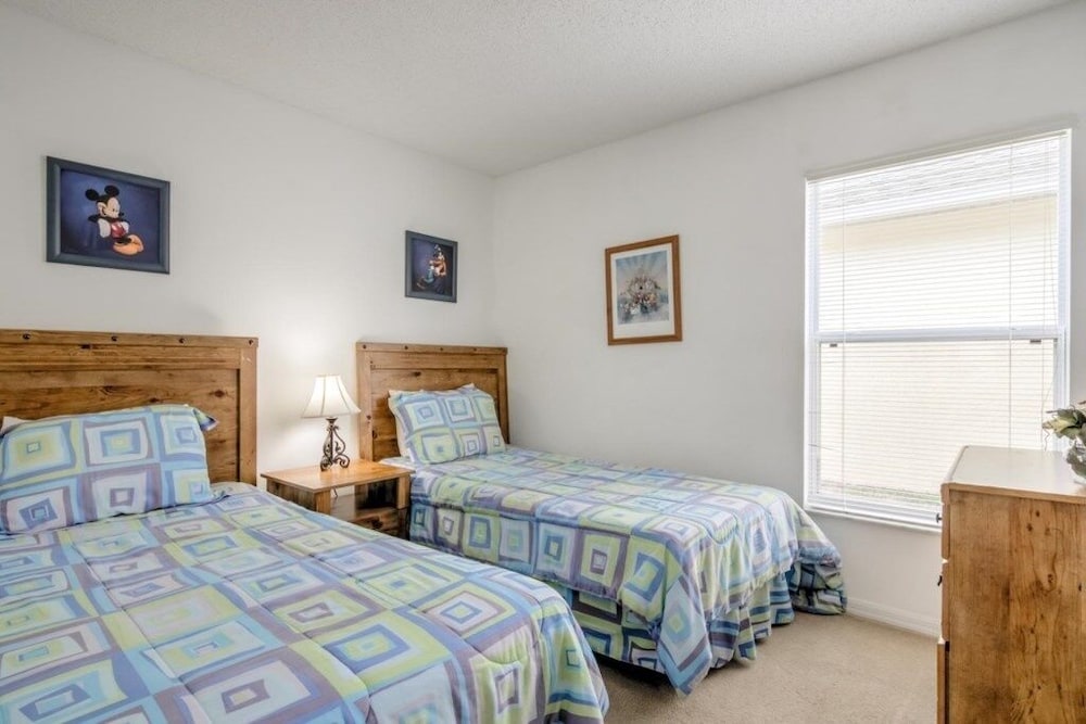 Pool/spa Beautiful View Area! 4 Bedroom Home by RedAwning view 2