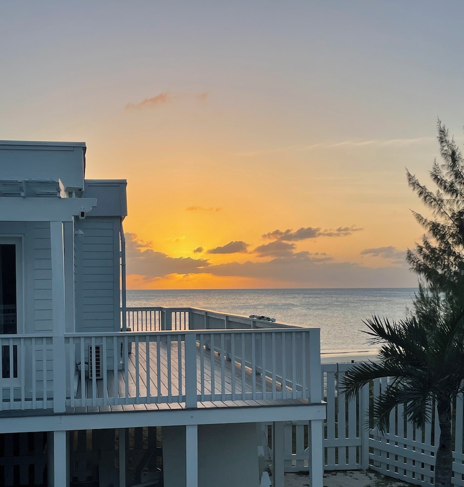 Secluded Luxury: New Beachfront Home With Pool