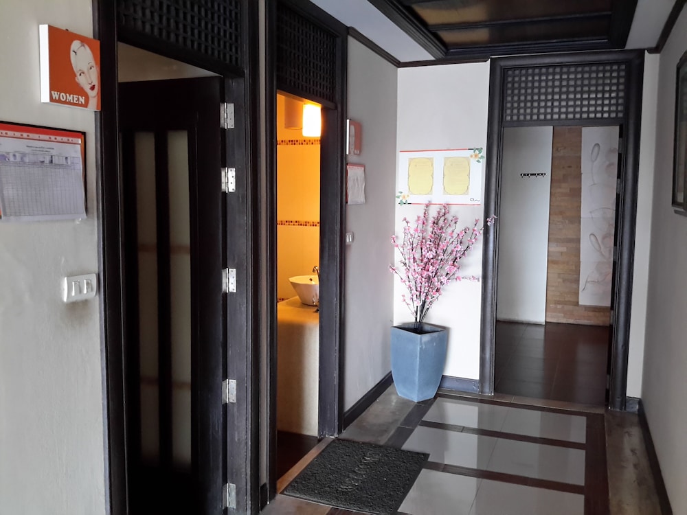 Beachfront Family Penthouse Hua Hin