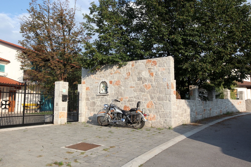 Photo 14