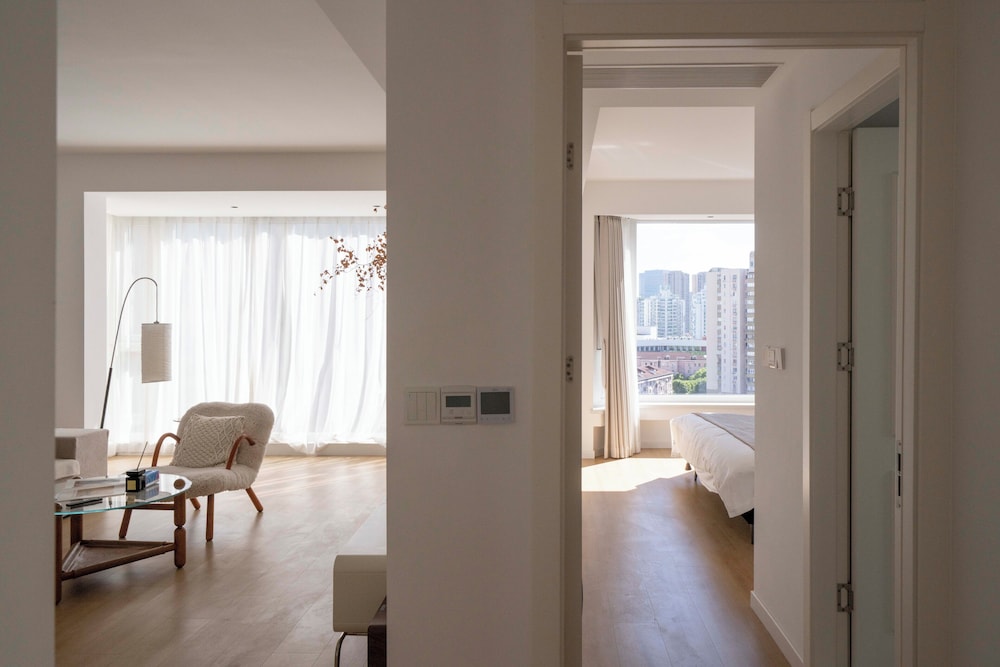 Book and Bed - Xujiahui