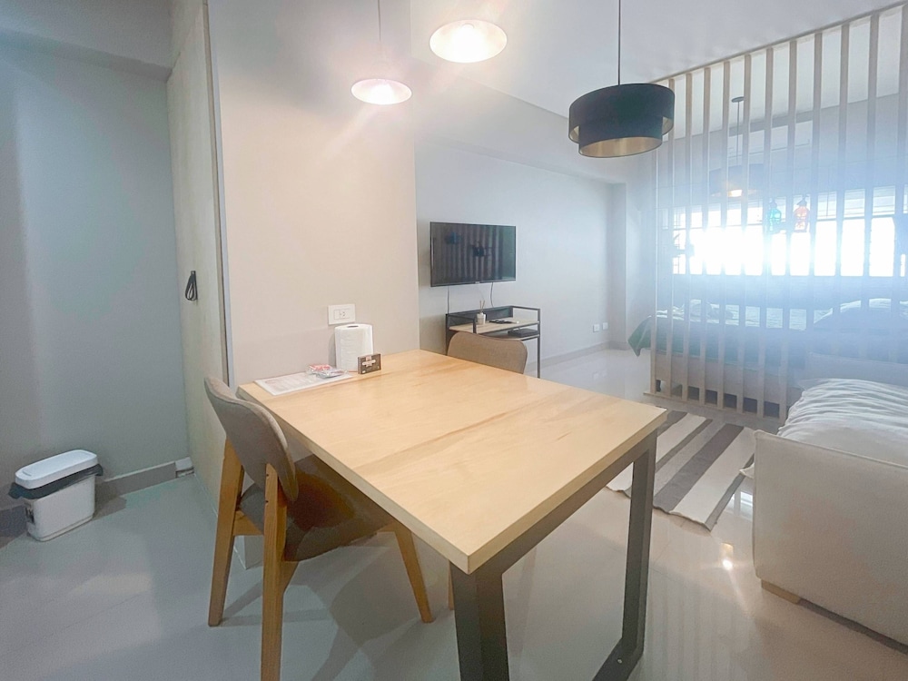 Ayres Suites Moreno