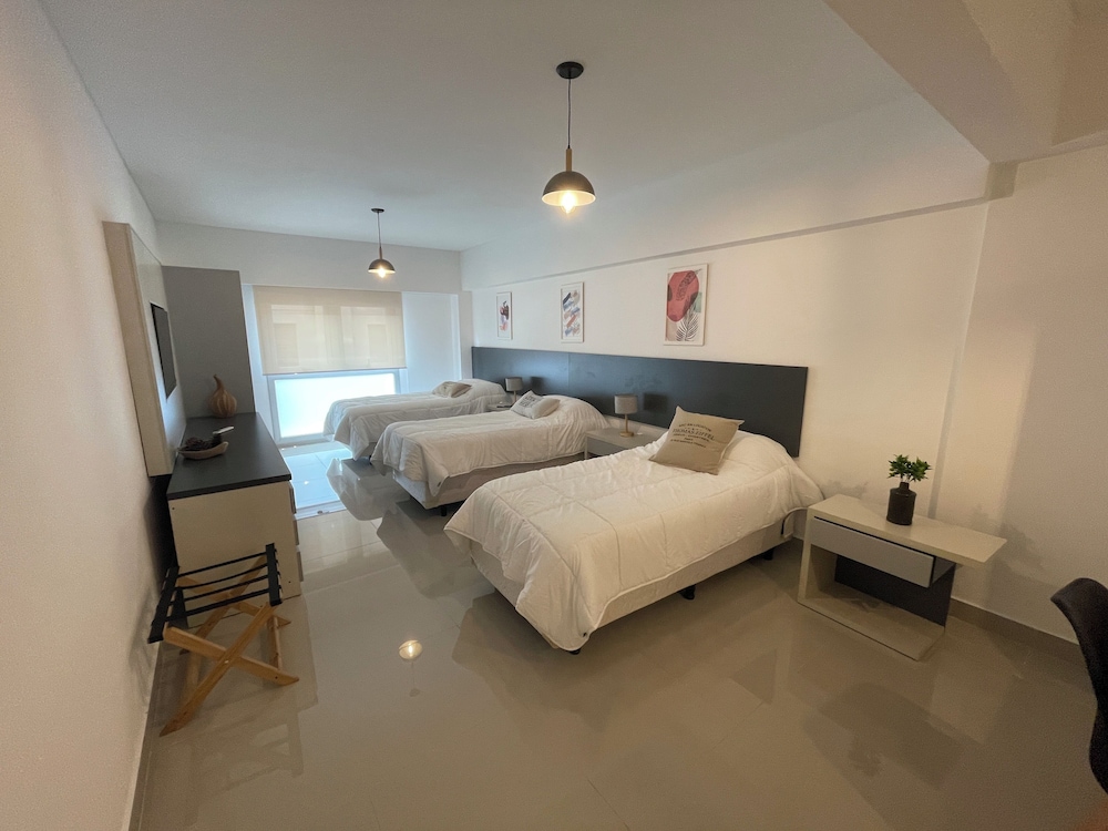 Ayres Suites Moreno