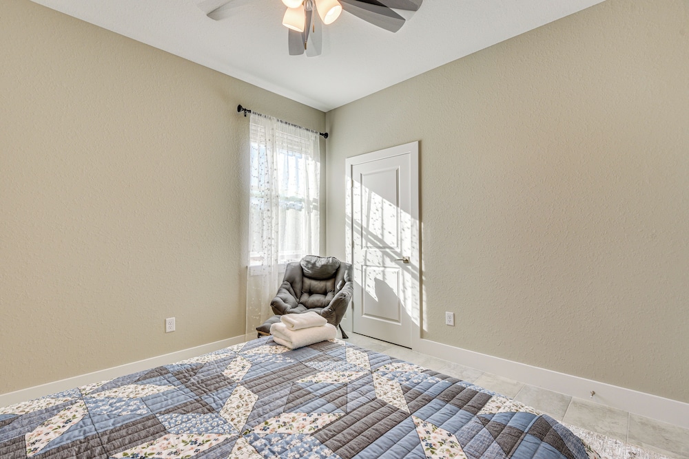 Peaceful Getaway in North Port w/ Spacious Yard