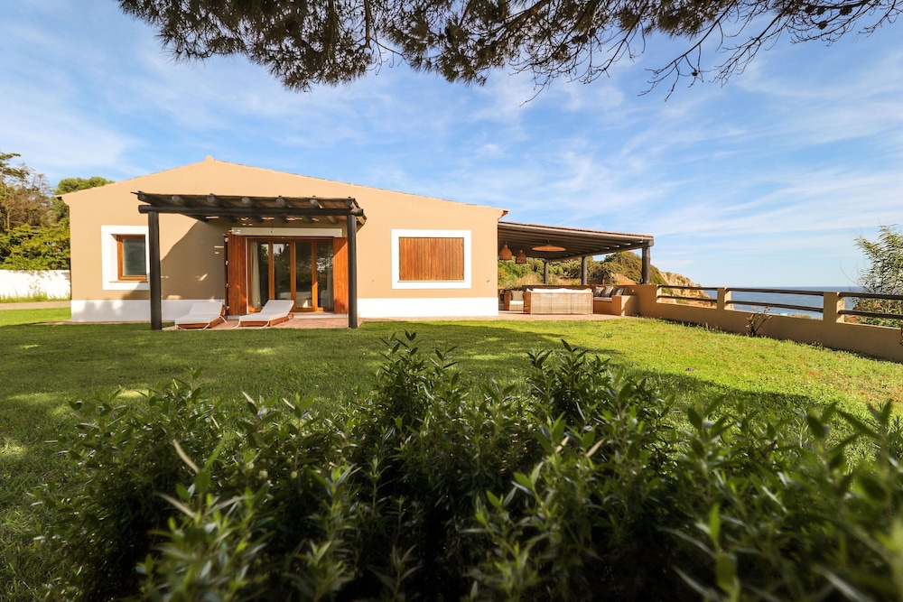 Hotel Aldeamento Turístico da Prainha - Image 1