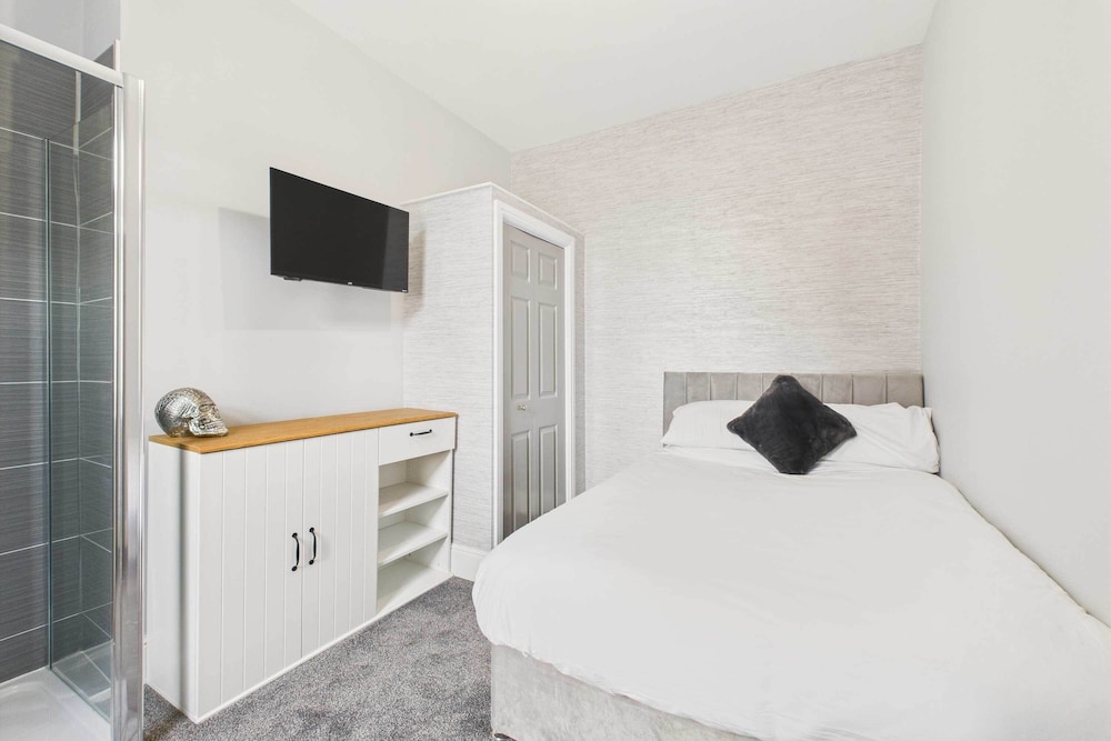 Host Stay Crosby House