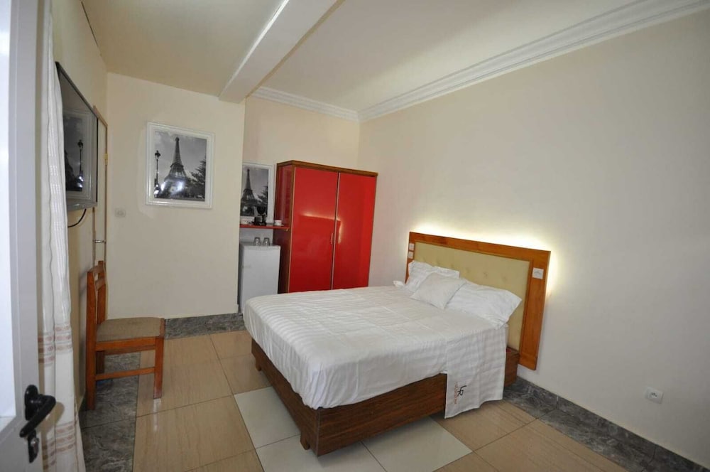 Photo 34