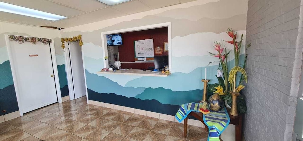 Executive Inn By OYO Queenville Mena view 2