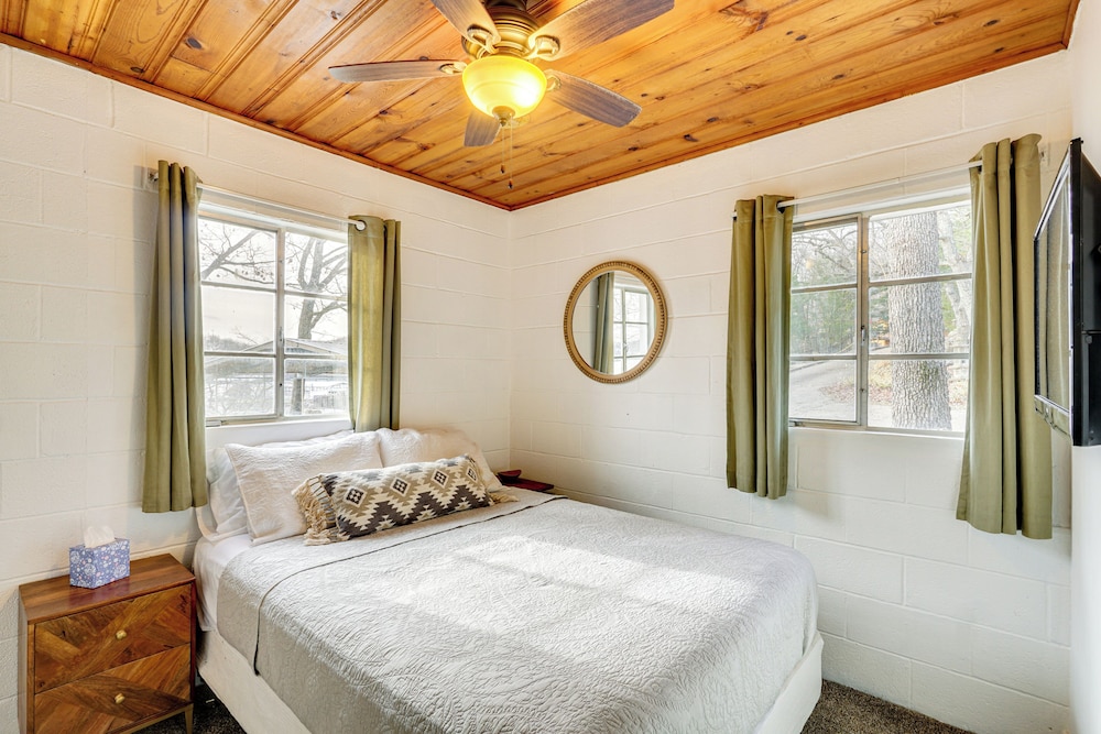 Sunrise Beach Lake House w/ Water Views & Dock!