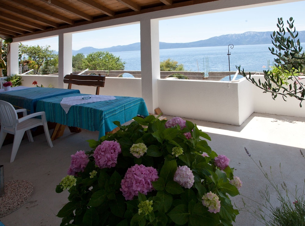 Apartments Toplak
