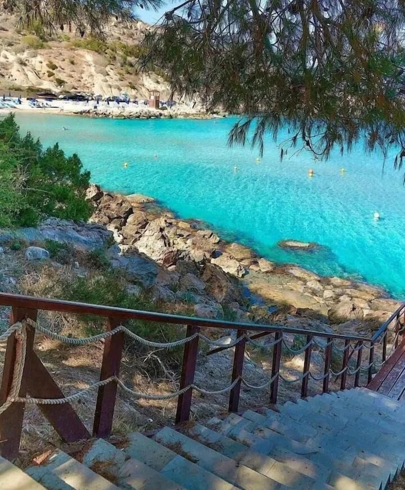 Villa Rugiada With Pool and sea View Located on the Front of Nissi Beach