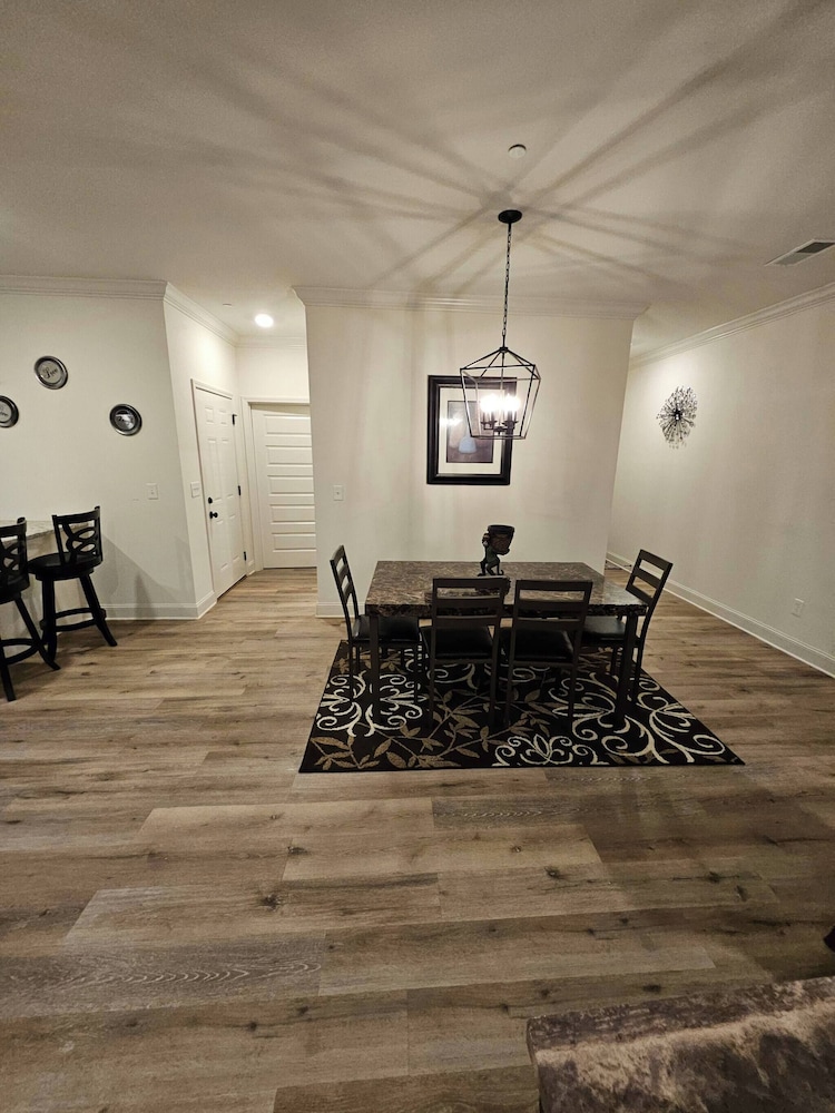 Madison Cozy House for Comfort and Relaxation
