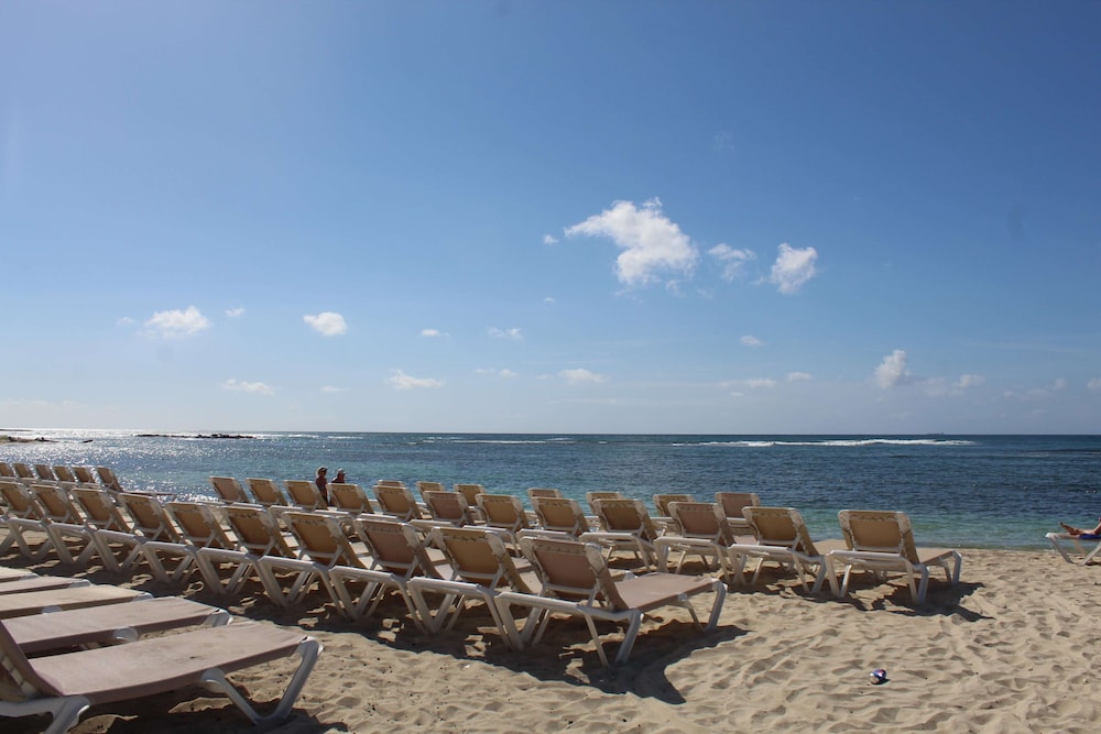 Emotions by Hodelpa - Juan Dolio - All inclusive