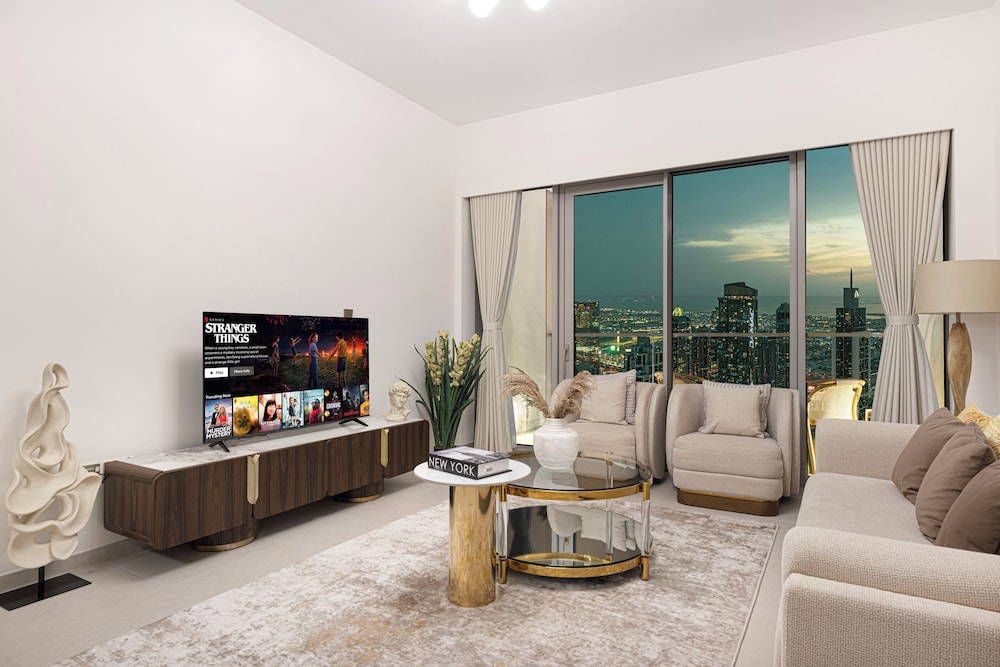 Grande Suites by Hostiva - Sea View