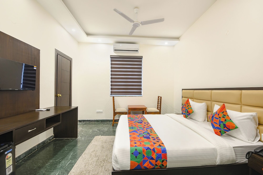 Fabhotel Sai Village