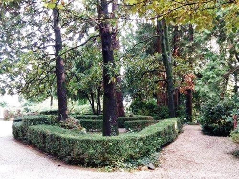 Venice Region Castle With Garden Views photo 2