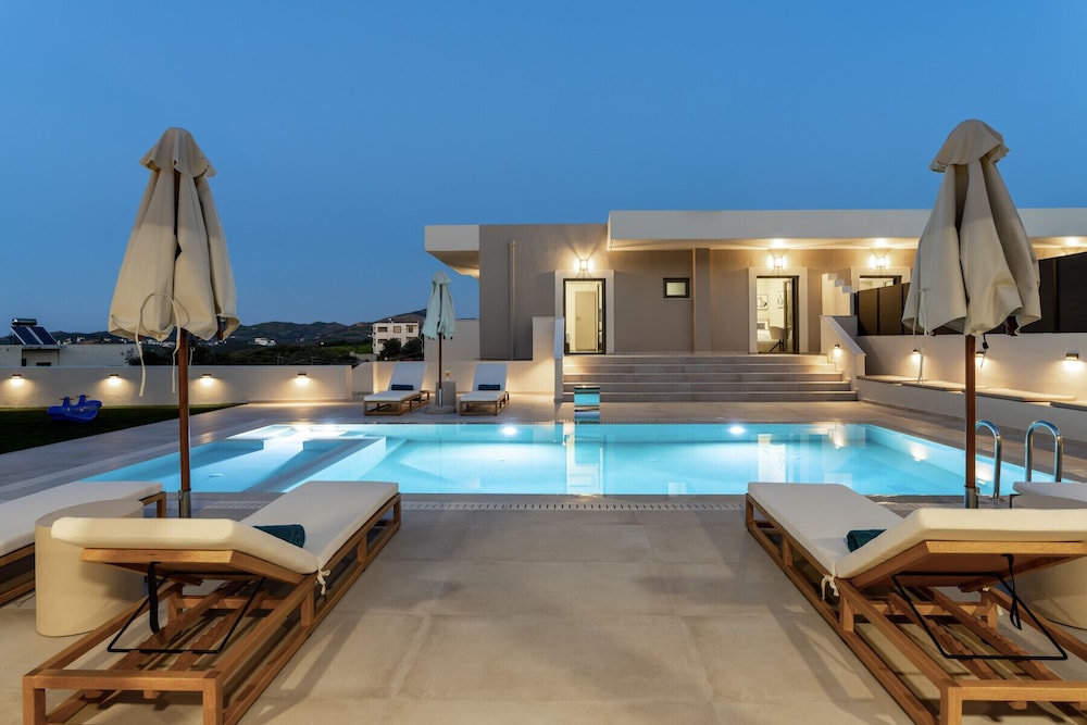 Elysian Villas - With 2 Private Pools
