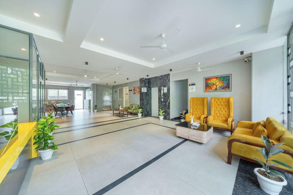 Lime Tree Hotel & Stays Greater Noida Nearby India Expo Centre & Mart