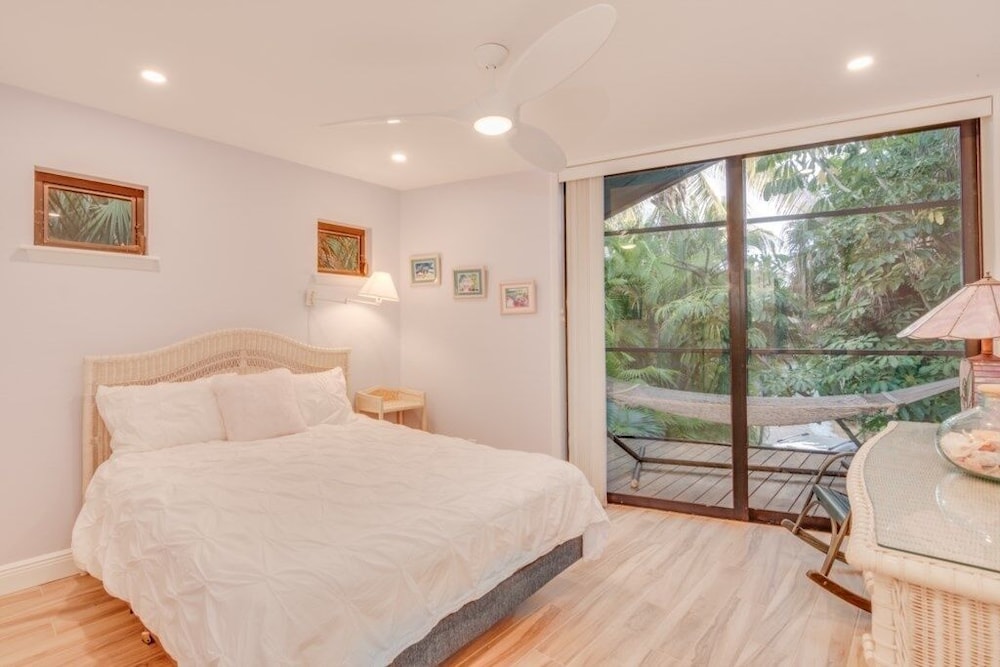 Just By Chance 3 Bedroom Home by Redawning view 3