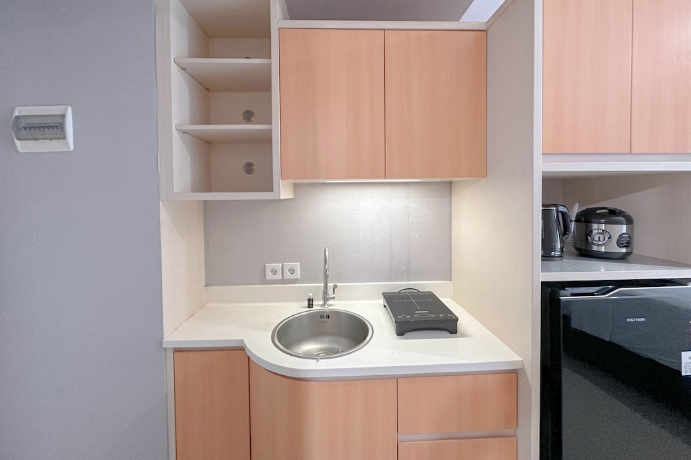 Pleasant and Restful Studio at Orchard Supermall Mansion Apartment