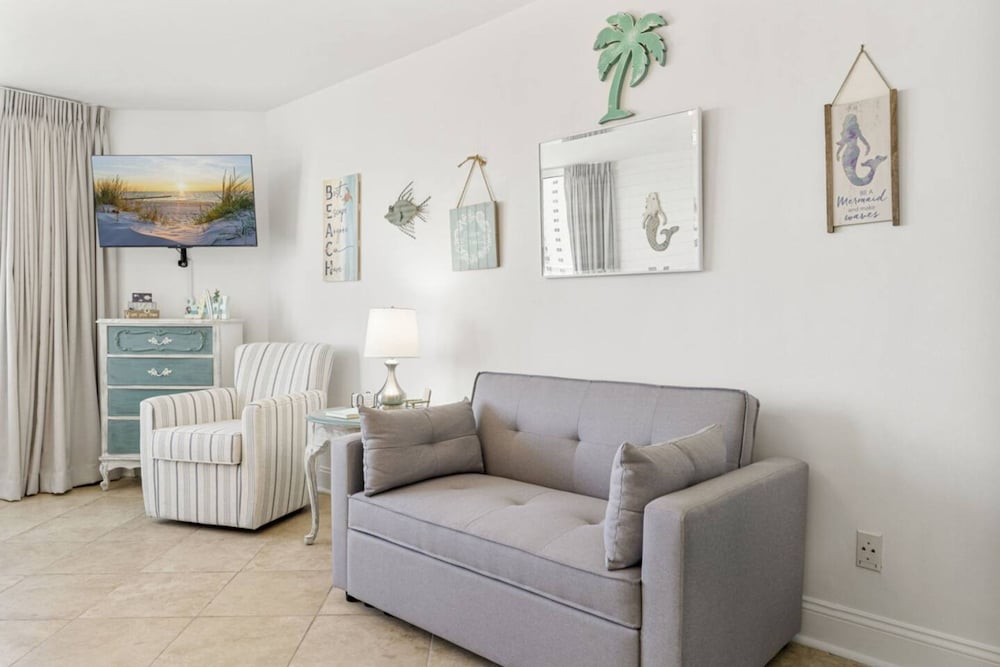 Beach Front Ocean View Condo - Top of the Gulf 804