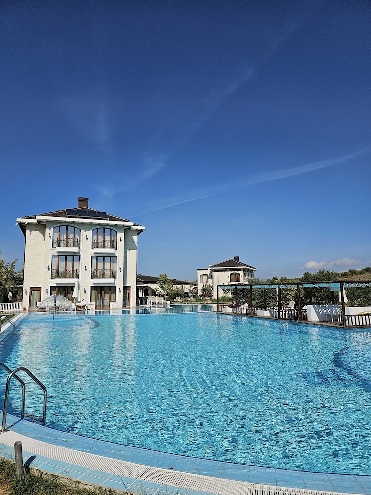 Vinea Resort & SPA