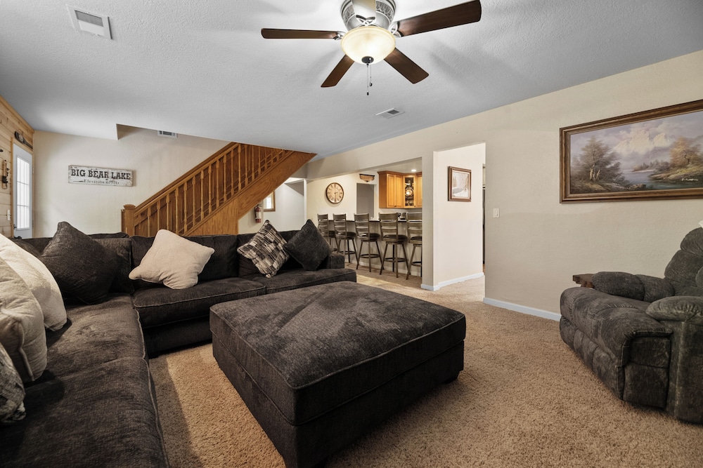 Eagle Point Retreat