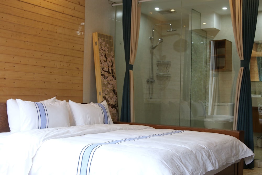 Jingshuihuajian Boutique Inn