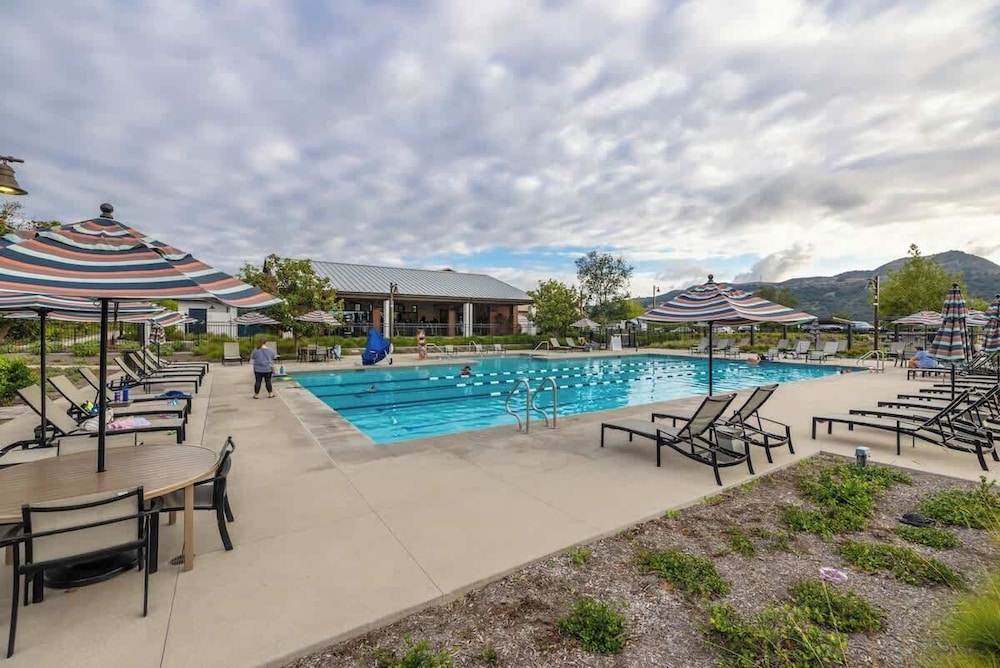 @ Marbella Lane - Curated 5BR in Upscale RMV Haven
