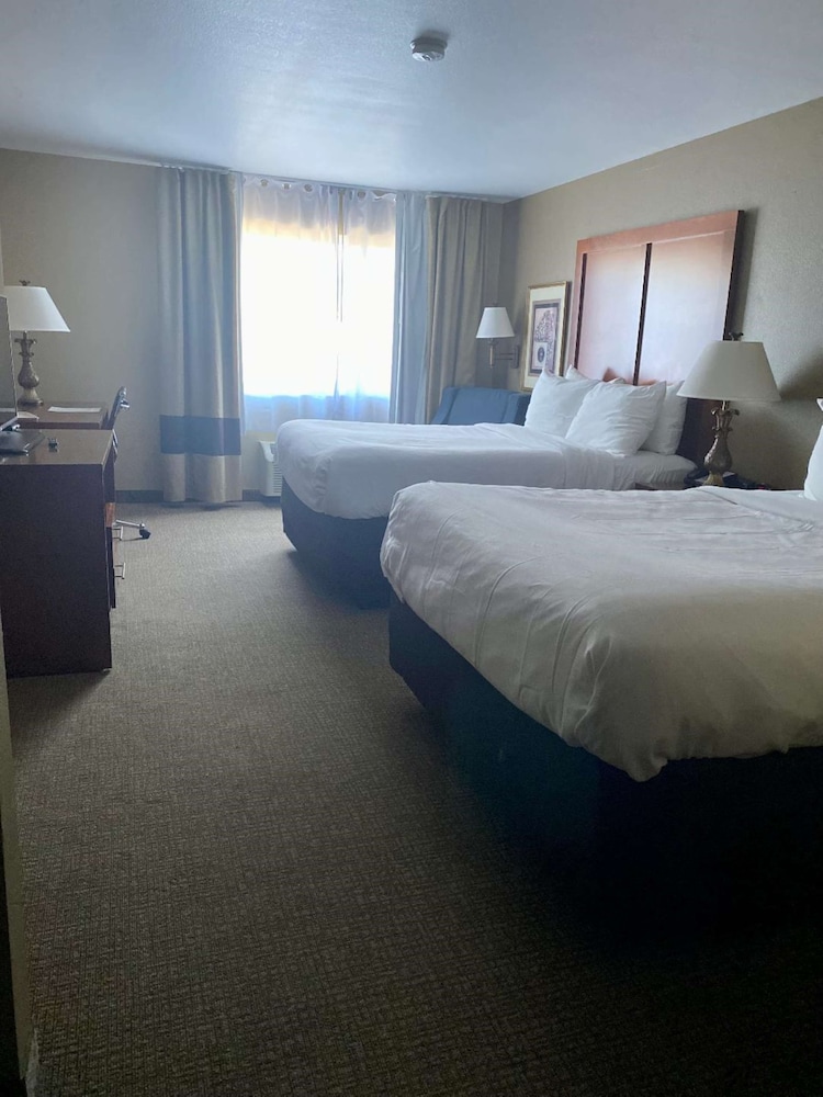 Emporia Vacations - Best Western Emporia Inn - Property Image 2