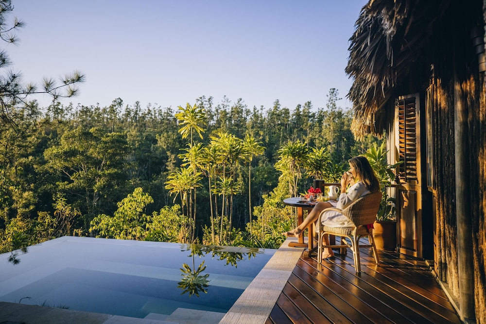 Blancaneaux Lodge by Francis Ford Coppola