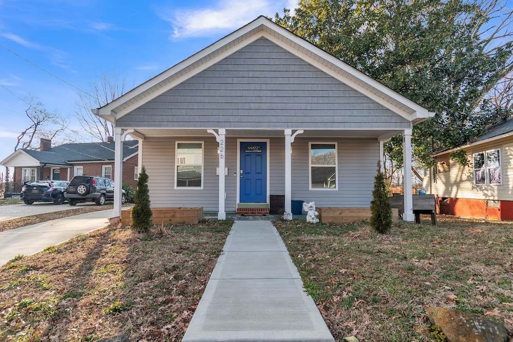 Charming Pet Friendly Concord Retreat 3 Bedroom Home