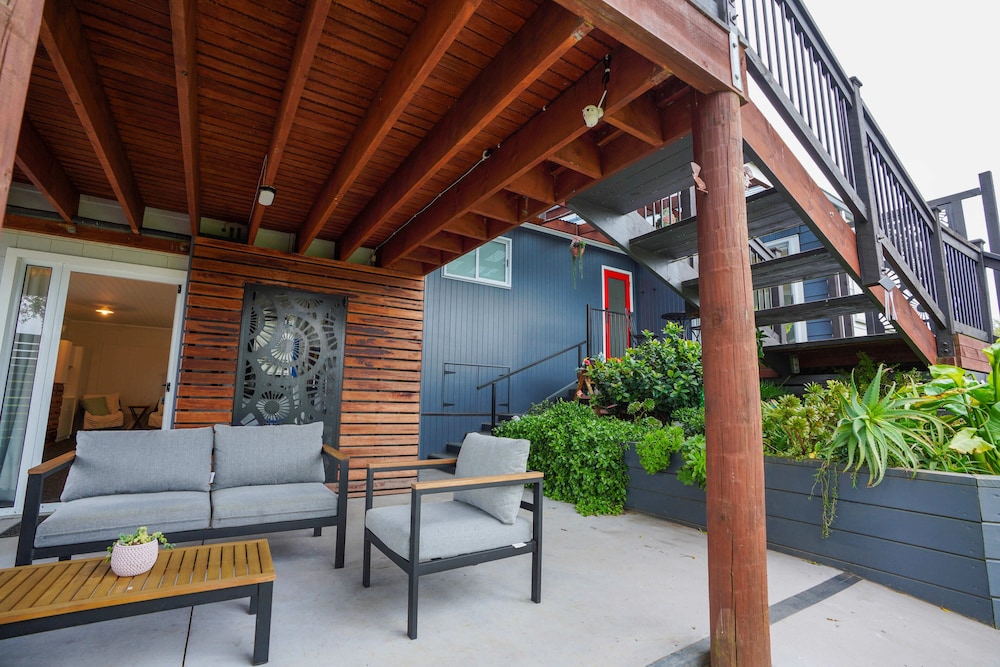 Kiwi Retreat By Aotearoa Escapes