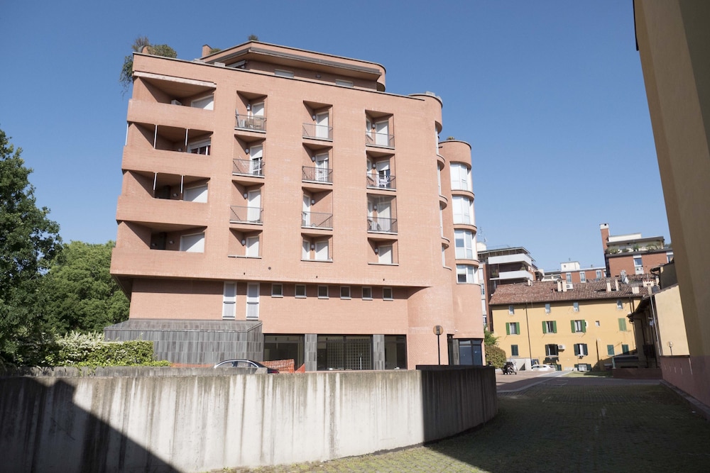New, Spacious, Bright, Elegant Loft Apartment With Balcony. Opposite the Hospital S. Orsola