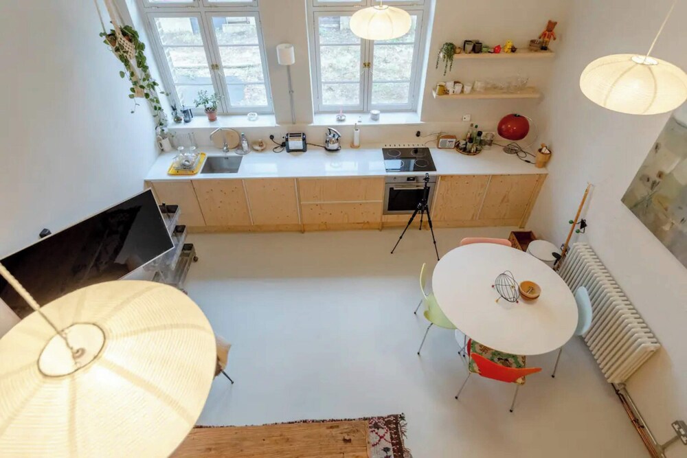 Unique & Bright 1BD Flat - Battersea