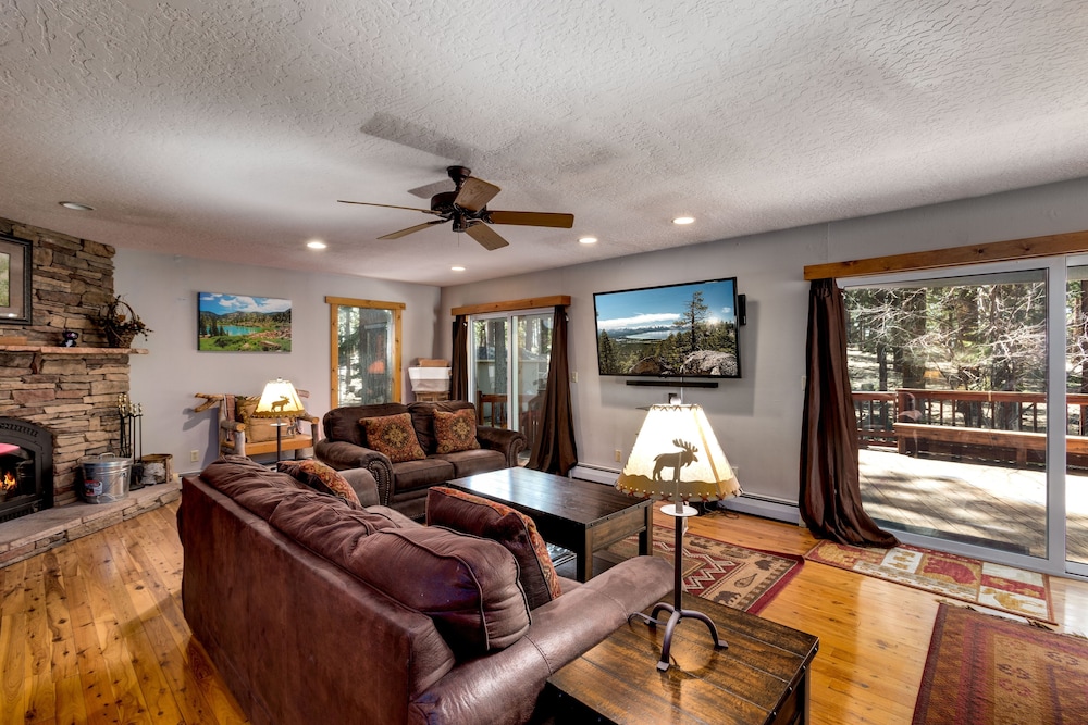 Sundown Lodge 4 Bedroom Home