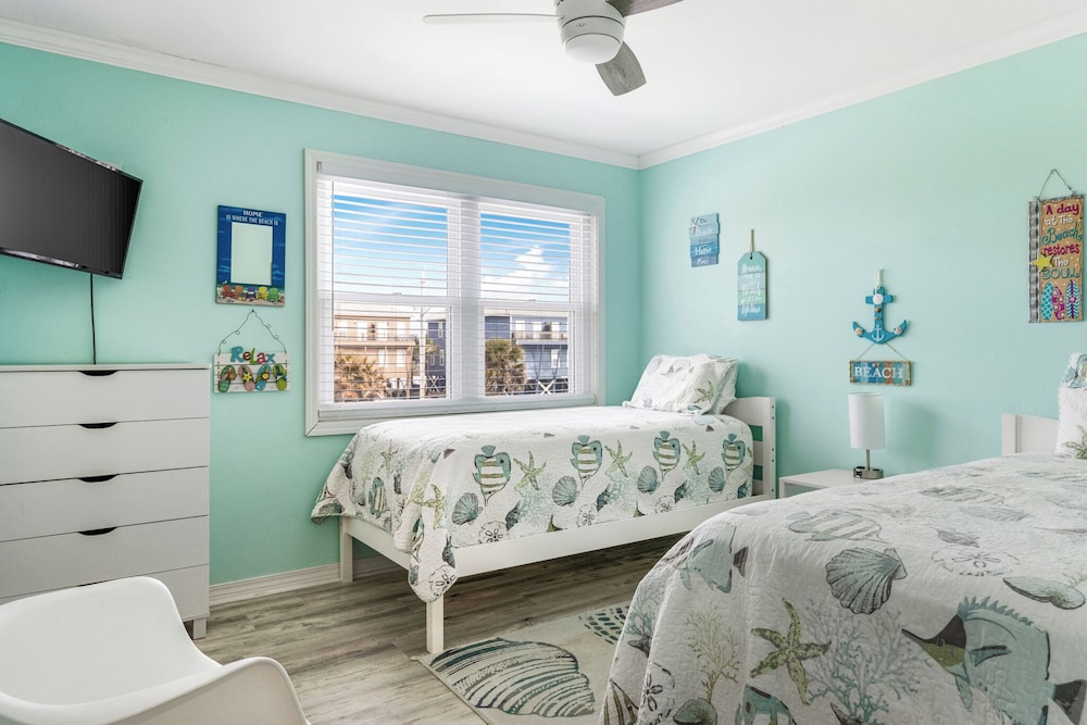 Beach Bum by Southern Vacation Rentals