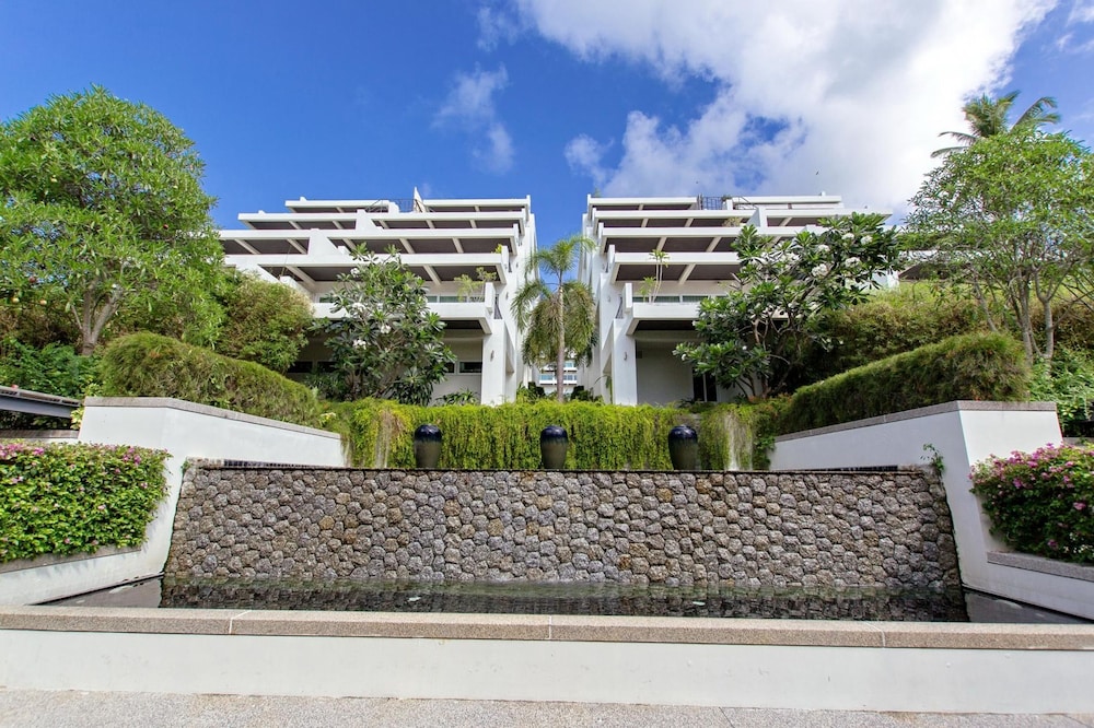 Dahlia 2 Bedroom Amazing Seaview