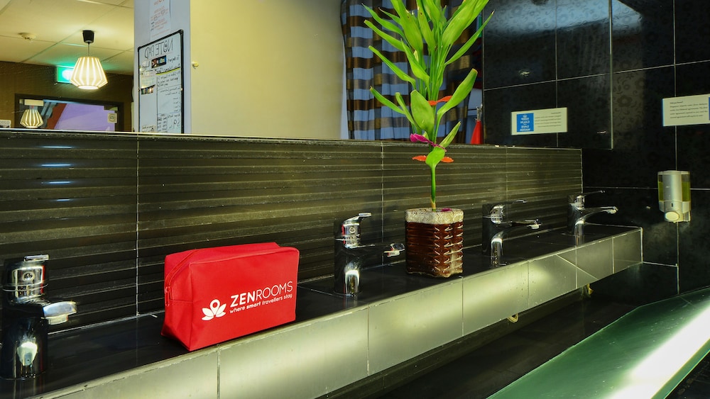 River City Inn - Hostel