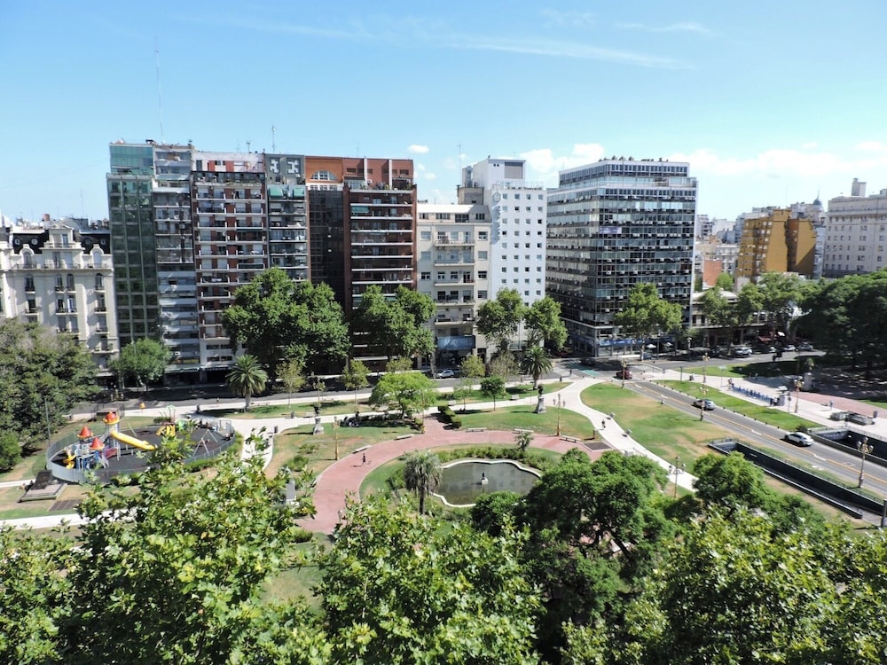 Rivadavia Apartments