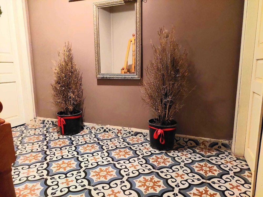 La Bella Otel - Image 96